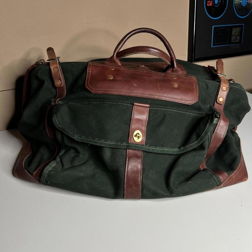 Duluth Trading Co Green Canvas Leather 24" Duffle Bag Mens Travel USA Carry On